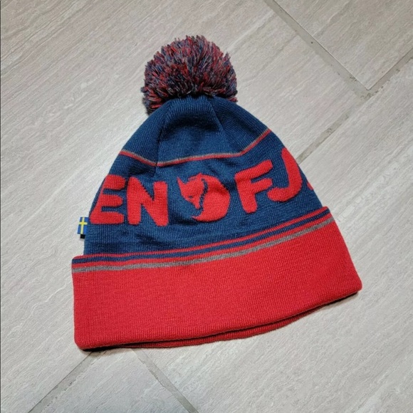 Fjällräven Other - Fjällräven Pom Hat Beanie Unisex Winter Hat Cap Winterwear Red Blue